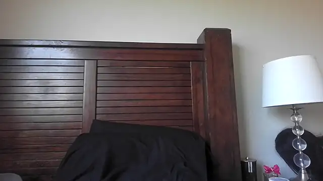 Snapshot of Marlowlovee chatting on 09-12-25, 04:51 Marlowlovee online show from 09-12-25, 04:51