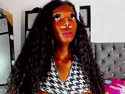 Snapshot of Sara_hot12112 chatting on 10-03-25, 11:35 Sara hot12112 online show from 10-03-25, 11:35