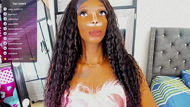 Snapshot of Sara_hot12112 chatting on 10-30-25, 07:32 Sara hot12112 online show from 10-30-25, 07:32