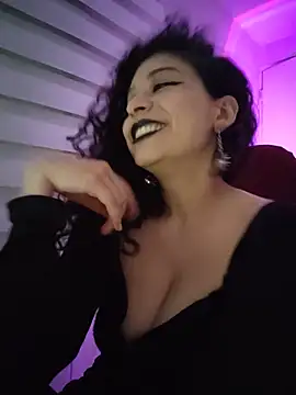 Snapshot of miss_carmila1 chatting on 07-12-26, 12:12 miss carmila1 online show from 07-12-26, 12:12