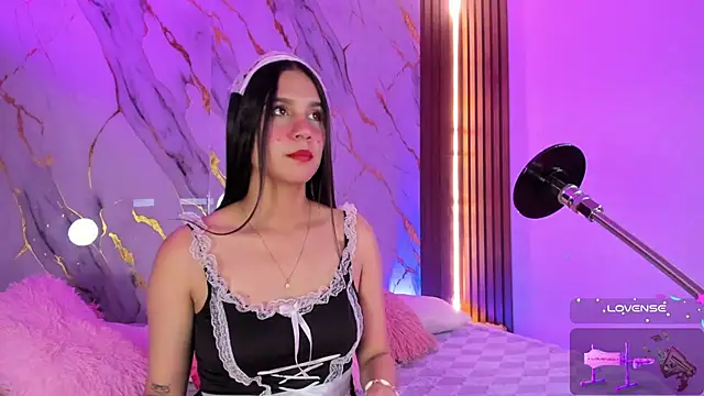 Emmiicute online show from 11-06-25, 08:32