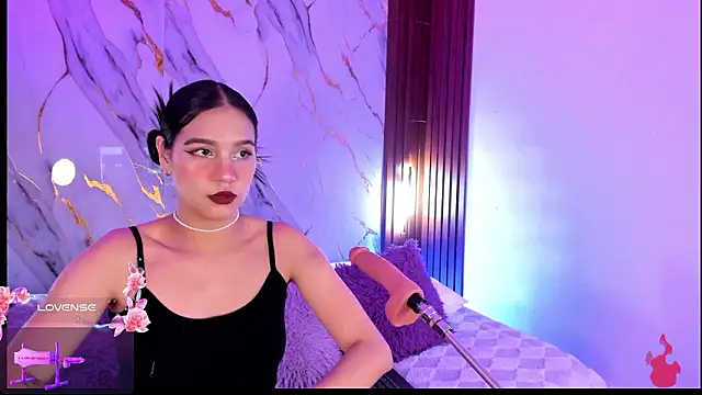 Emmiicute online show from 03-27-26, 08:19