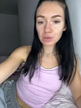 Snapshot of karrr__aaa chatting on 10-19-25, 04:51 karrr aaa online show from 10-19-25, 04:51