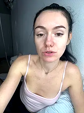 Snapshot of karrr__aaa chatting on 12-14-25, 10:14 karrr aaa online show from 12-14-25, 10:14