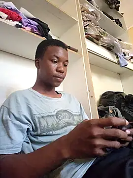 Snapshot of sweetdickboy2 chatting on 01-06-26, 07:01 sweetdickboy2 online show from 01-06-26, 07:01