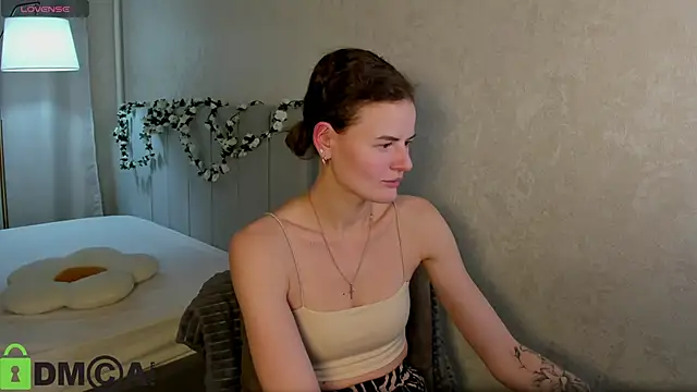 Wanda Gomez online show from 10-23-25, 03:00