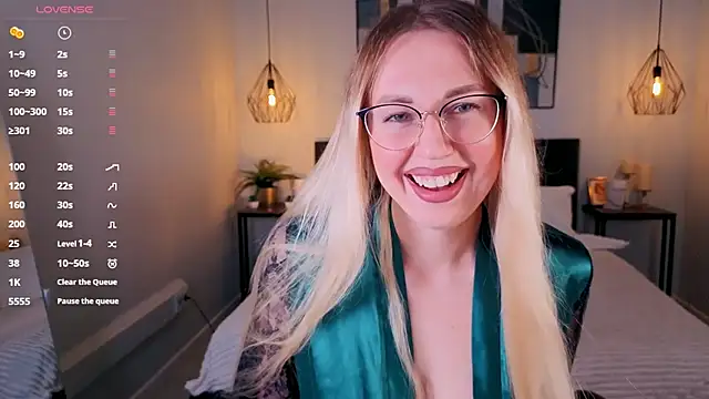 Snapshot of Lexi_terele chatting on 09-14-25, 06:56 Lexi terele online show from 09-14-25, 06:56