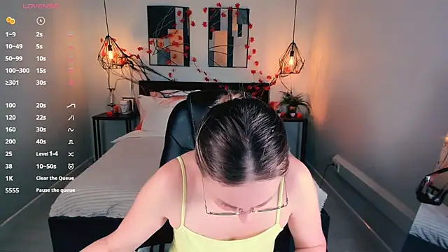 Snapshot of Lexi_terele chatting on 10-30-25, 06:48 Lexi terele online show from 10-30-25, 06:48