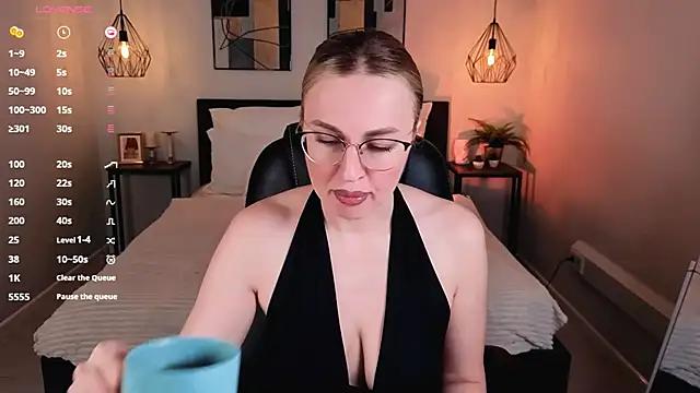 Snapshot of Lexi_terele chatting on 11-27-25, 06:59 Lexi terele online show from 11-27-25, 06:59