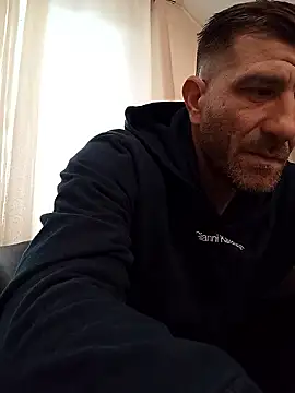 Alexdaniel89 online show from 01-13-26, 01:38