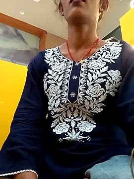 priyastrip314 online show from 10-08-25, 08:34