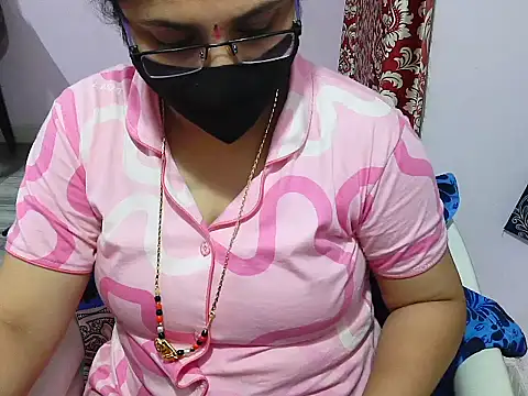 Snapshot of jannu6482 chatting on 10-27-25, 02:32 jannu6482 online show from 10-27-25, 02:32