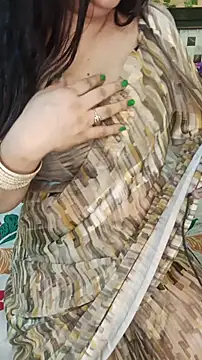 Snapshot of PRIYA_22 chatting on 06-26-26, 04:50 PRIYA 22 online show from 06-26-26, 04:50