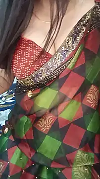 Snapshot of PRIYA_22 chatting on 07-11-26, 10:51 PRIYA 22 online show from 07-11-26, 10:51