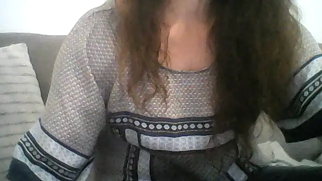 Snapshot of JIAA-WOO chatting on 09-20-25, 07:37 JIAA-WOO online show from 09-20-25, 07:37