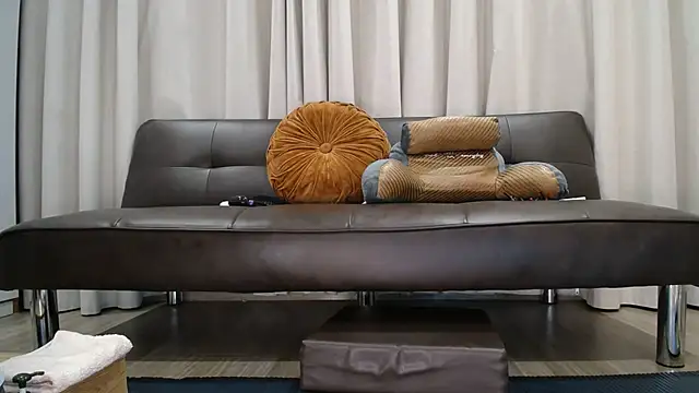 Liz Hu online show from 03-21-25, 02:40