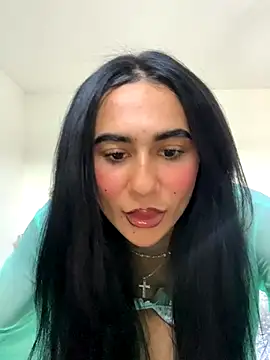 Snapshot of itsyourgirltee chatting on 09-16-25, 02:40 itsyourgirltee online show from 09-16-25, 02:40