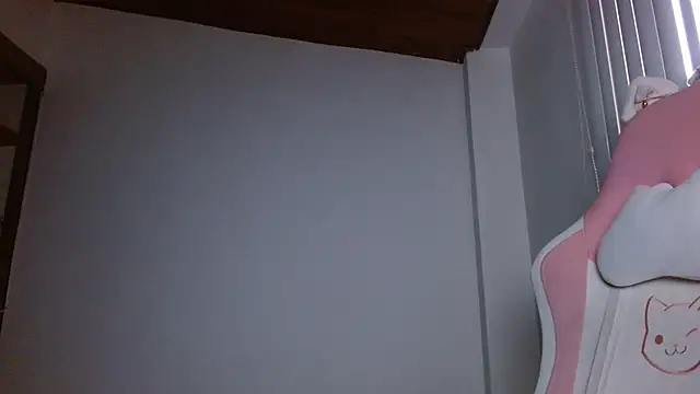 Snapshot of Crystal_Star_ chatting on 09-12-25, 10:59 Crystal Star online show from 09-12-25, 10:59