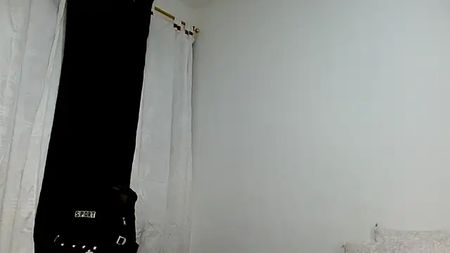 Gia Lee online show from 09-14-25, 04:11