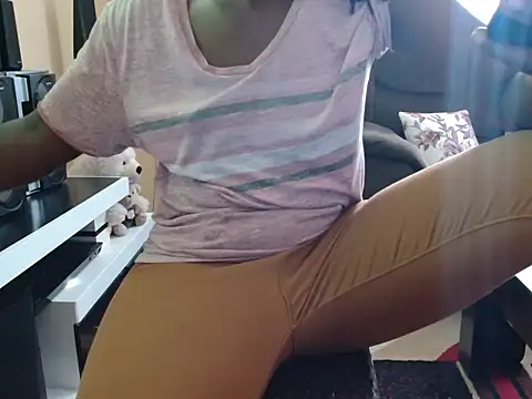 Snapshot of Alexxa_ebony chatting on 03-03-26, 01:50 Alexxa ebony online show from 03-03-26, 01:50