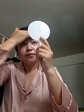 Minn-cute online show from 03-26-26, 01:33