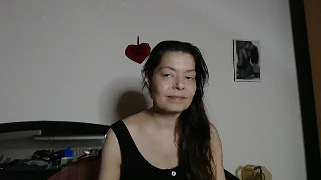 SexySarah177 online show from 06-20-26, 08:11