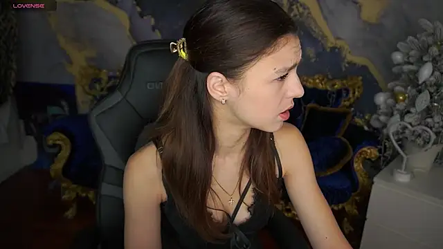 AnitaBambie online show from 02-18-26, 07:15