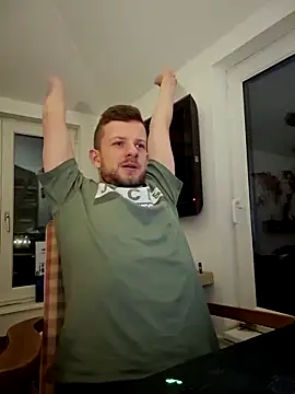 6incheswannacum online show from 12-20-25, 08:27