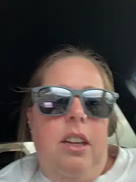 hornykitty1210 online show from 11-05-25, 08:09