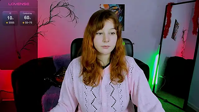 Snapshot of lola_sun12 chatting on 11-21-25, 01:21 lola sun12 online show from 11-21-25, 01:21