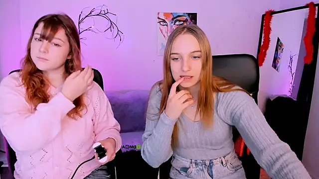 Snapshot of lola_sun12 chatting on 11-23-25, 10:15 lola sun12 online show from 11-23-25, 10:15