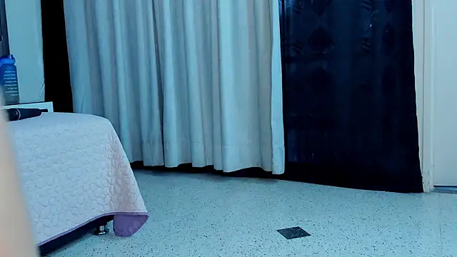 HaileyDuke online show from 09-26-25, 12:20