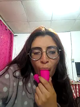 Snapshot of Natalykaty chatting on 09-19-25, 04:36 Natalykaty online show from 09-19-25, 04:36