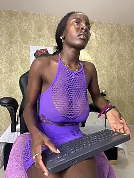 Snapshot of MorenaLush_Eup chatting on 02-09-26, 02:15 MorenaLush Eup online show from 02-09-26, 02:15