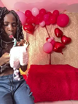 Snapshot of MorenaLush_Eup chatting on 02-27-26, 12:32 MorenaLush Eup online show from 02-27-26, 12:32