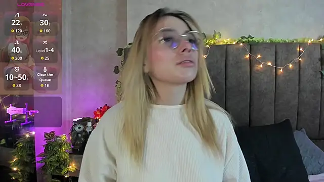 LanaMills  online show from 02-22-26, 05:30