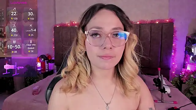 LanaMills  online show from 07-23-26, 04:10