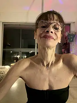 Chris06d22xh online show from 01-10-26, 08:10