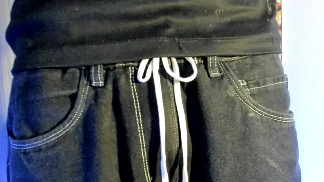 Snapshot of Daddy_Darcks chatting on 11-17-25, 07:52 Daddy Darcks online show from 11-17-25, 07:52