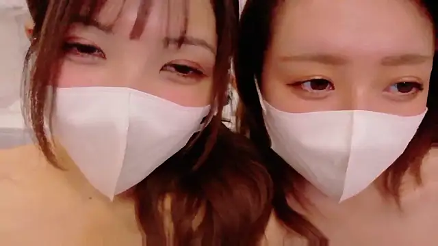 Snapshot of -EdisonThomas- chatting on 10-17-25, 07:22 -EdisonThomas- online show from 10-17-25, 07:22