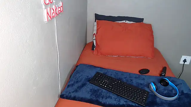 Lunalee online show from 11-21-25, 11:47