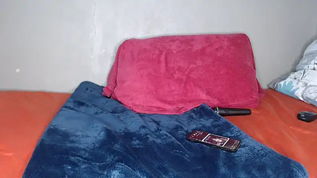 Lunalee online show from 03-18-26, 11:19