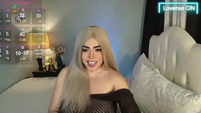 Snapshot of Unforgettable_Maria chatting on 07-16-26, 03:23 Unforgettable Maria online show from 07-16-26, 03:23