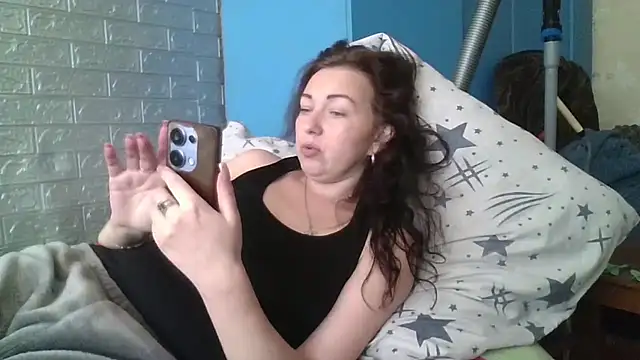 DanaNeon online show from 04-16-26, 08:37