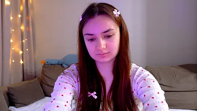 Lelia Vibe online show from 11-13-25, 05:39