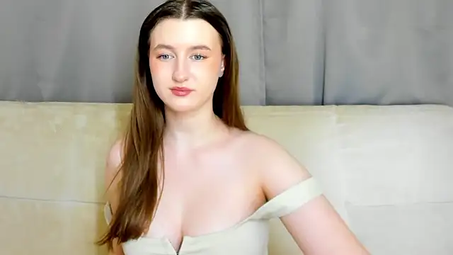 Snapshot of MissFoxy_Ti chatting on 11-10-25, 01:15 MissFoxy Ti online show from 11-10-25, 01:15