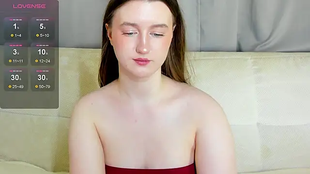 Snapshot of MissFoxy_Ti chatting on 11-25-25, 01:27 MissFoxy Ti online show from 11-25-25, 01:27