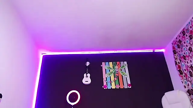 ingrid zese  online show from 09-11-25, 09:37