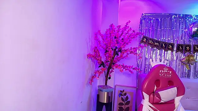 Anie johnson online show from 12-13-25, 07:53