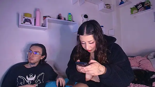 annyharriis online show from 04-08-26, 06:52